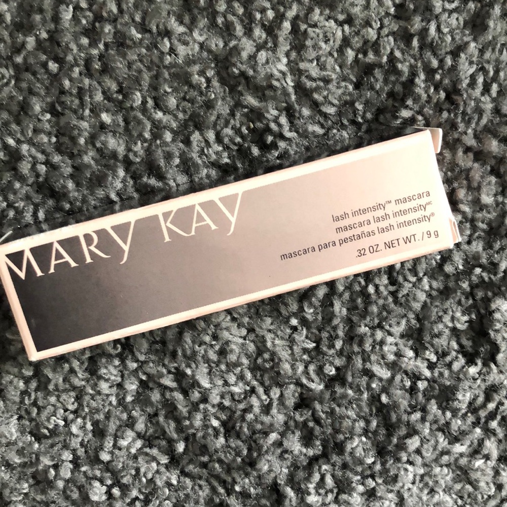 Mary Kay last intensity mascara